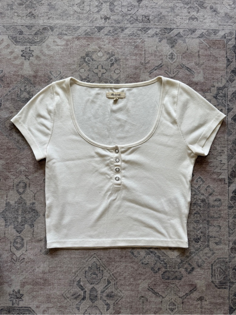 Madewell Offwhite Scoop Neck Cropped Button Tee